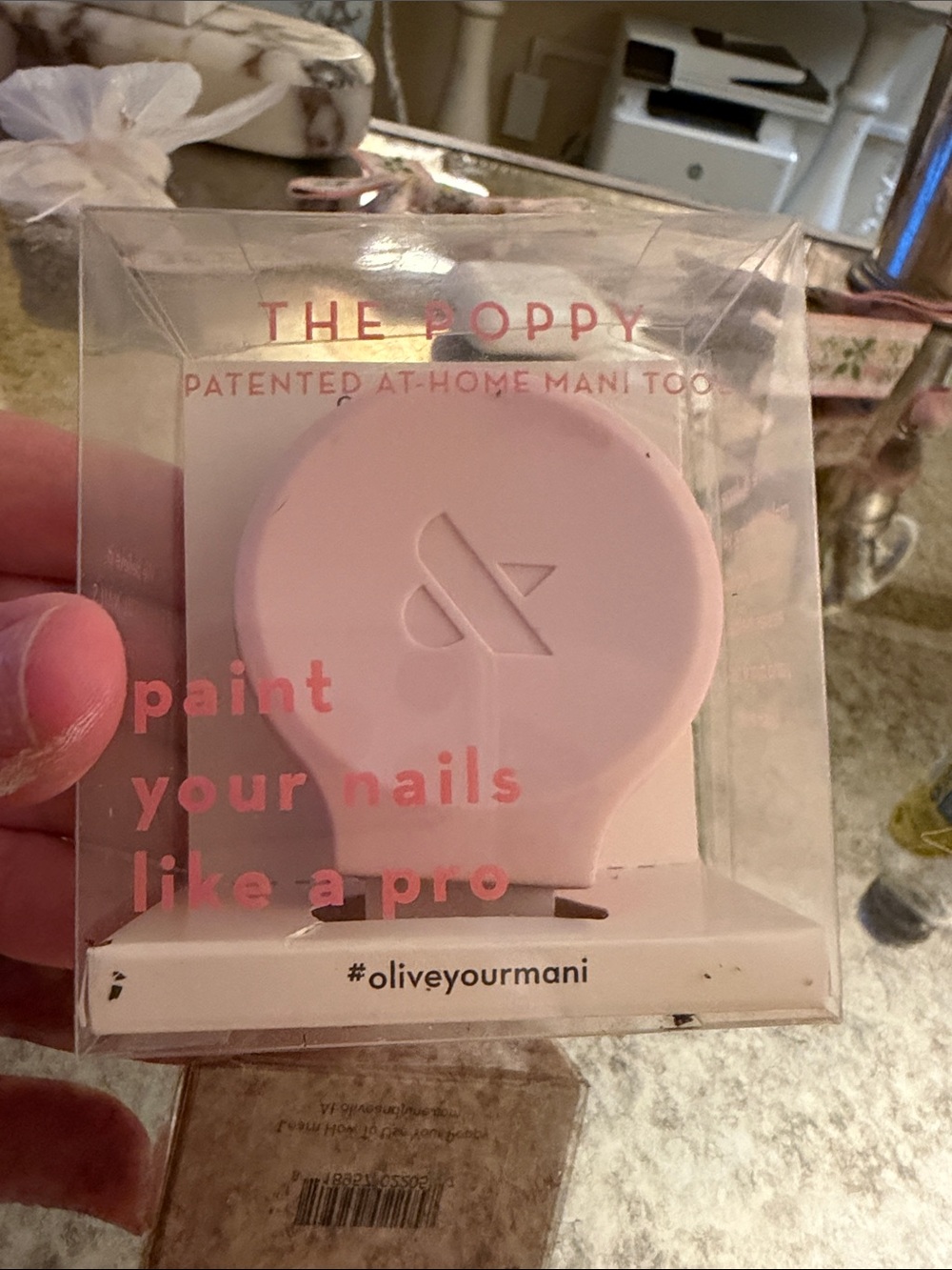 Olive and June At-Home Mani Tool in Light Pink